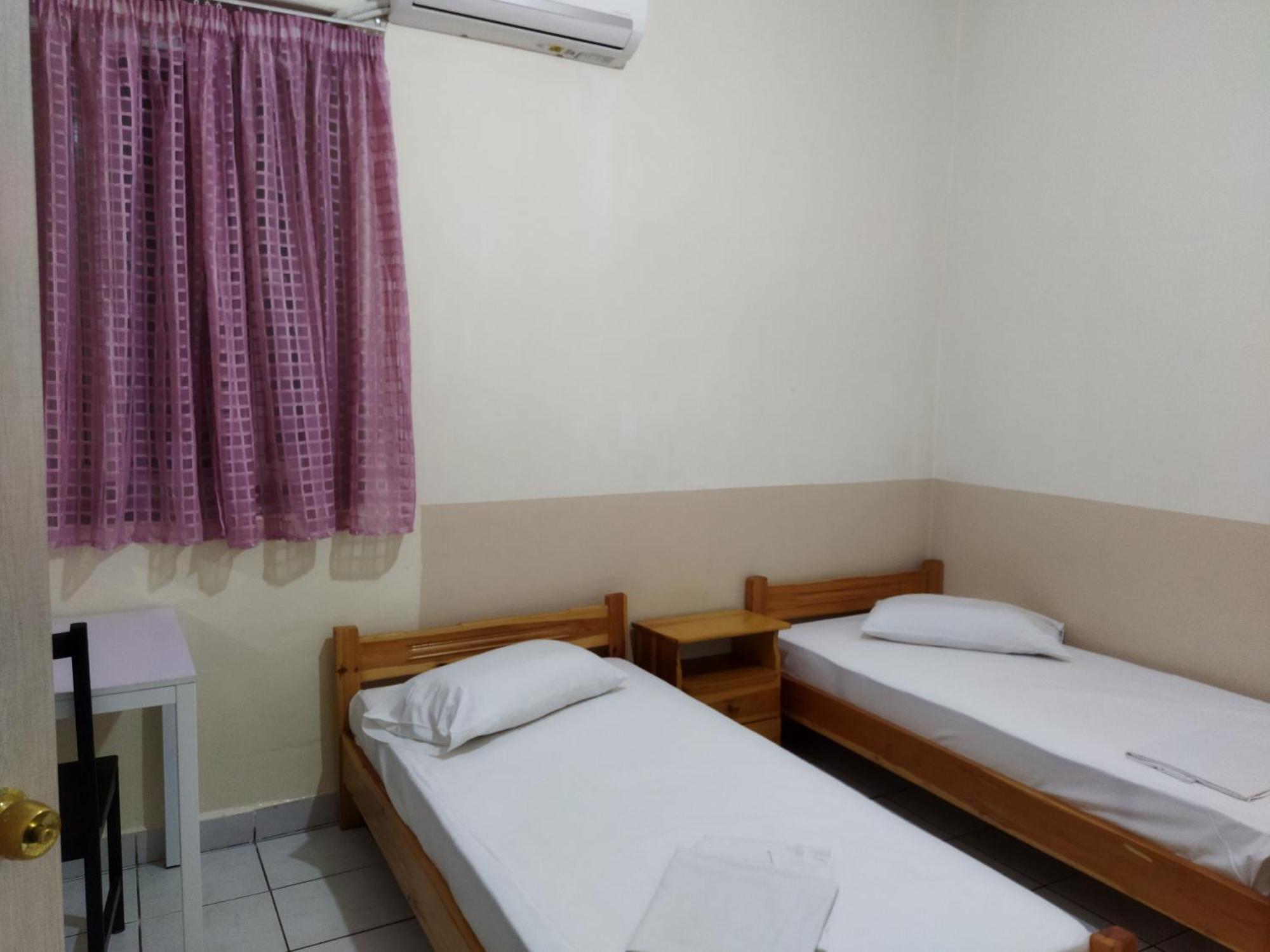 San Remo Hostel Athens Bilik gambar